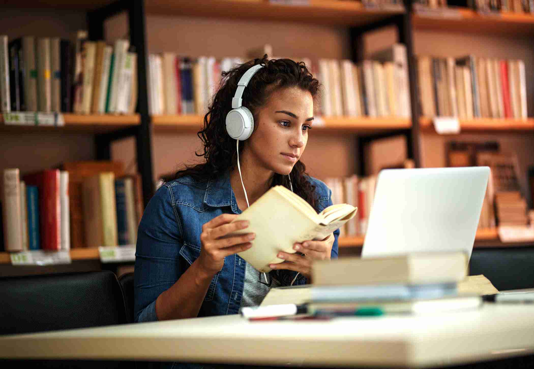 Home 13 El auge de la educación en línea y el crecimiento de los programas de maestría en psicología
